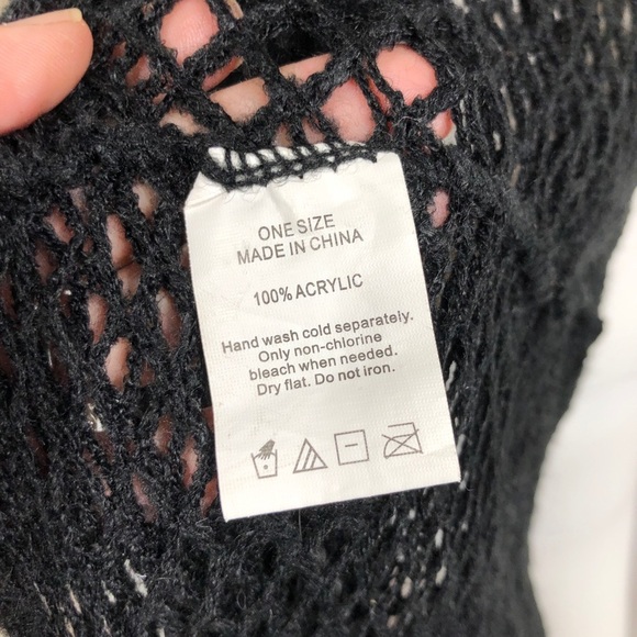 Black Netting Knit Infinity Loop Scarf - Picture 5 of 5